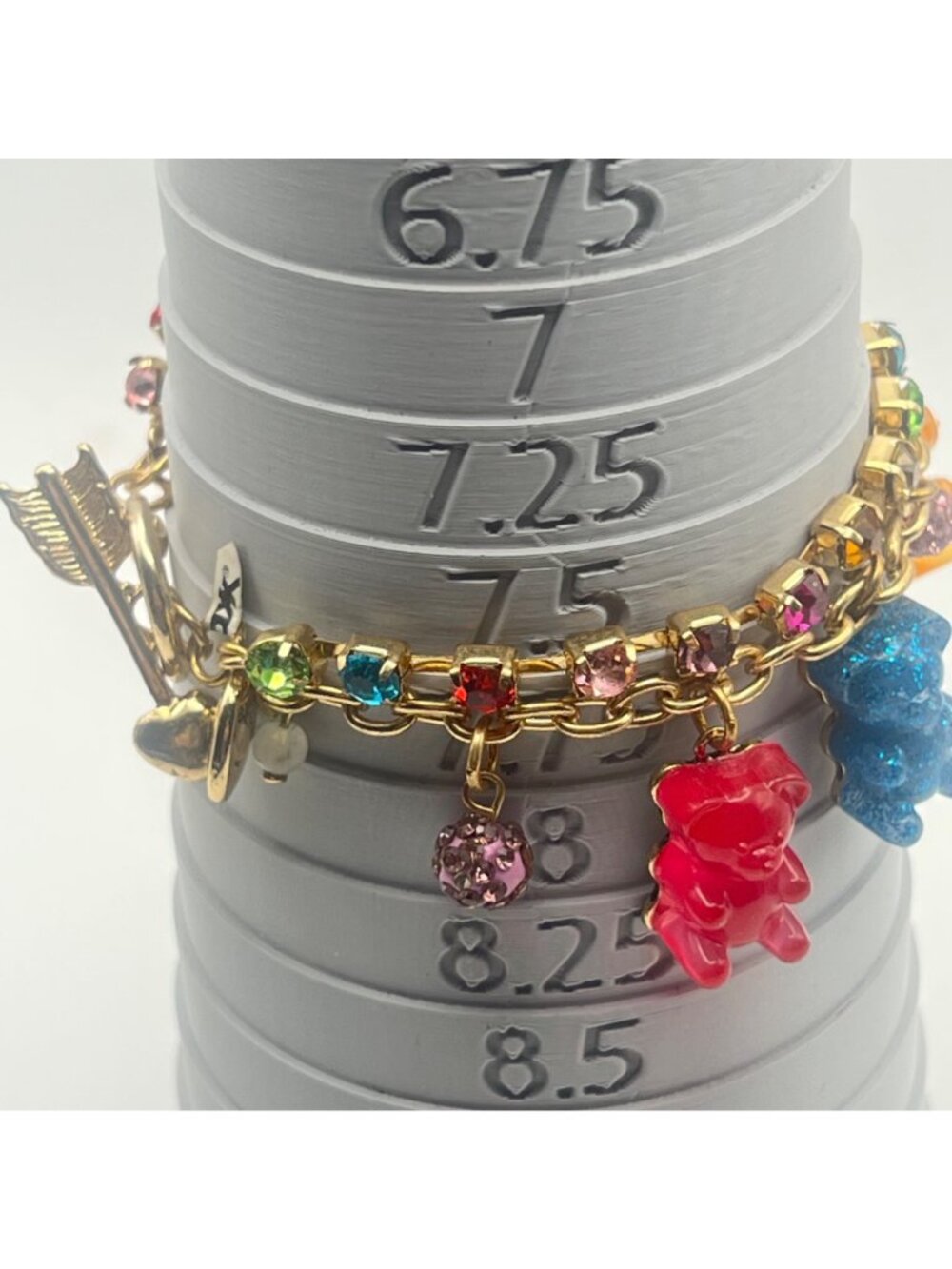 Betsey Johnson Rainbow Gummy Bear Charm Bracelet Rhinestones 8" Gold-Tone NWOT - Picture 9 of 14